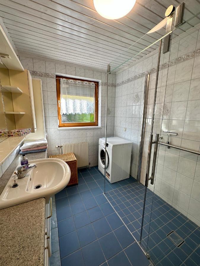 Ferienhaus Ajo Apartments - Family House With Free Parking - Self-Check-In